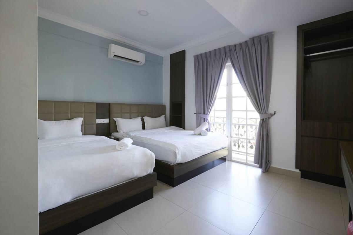 Beryll Inn Cyberjaya Hotel Exterior foto